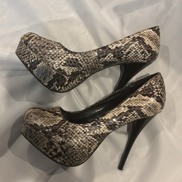 Snakeskin Patterned Women's Heels #Barbie #Core 90s Preppy Bimbo Trashy - Picture 1 of 9